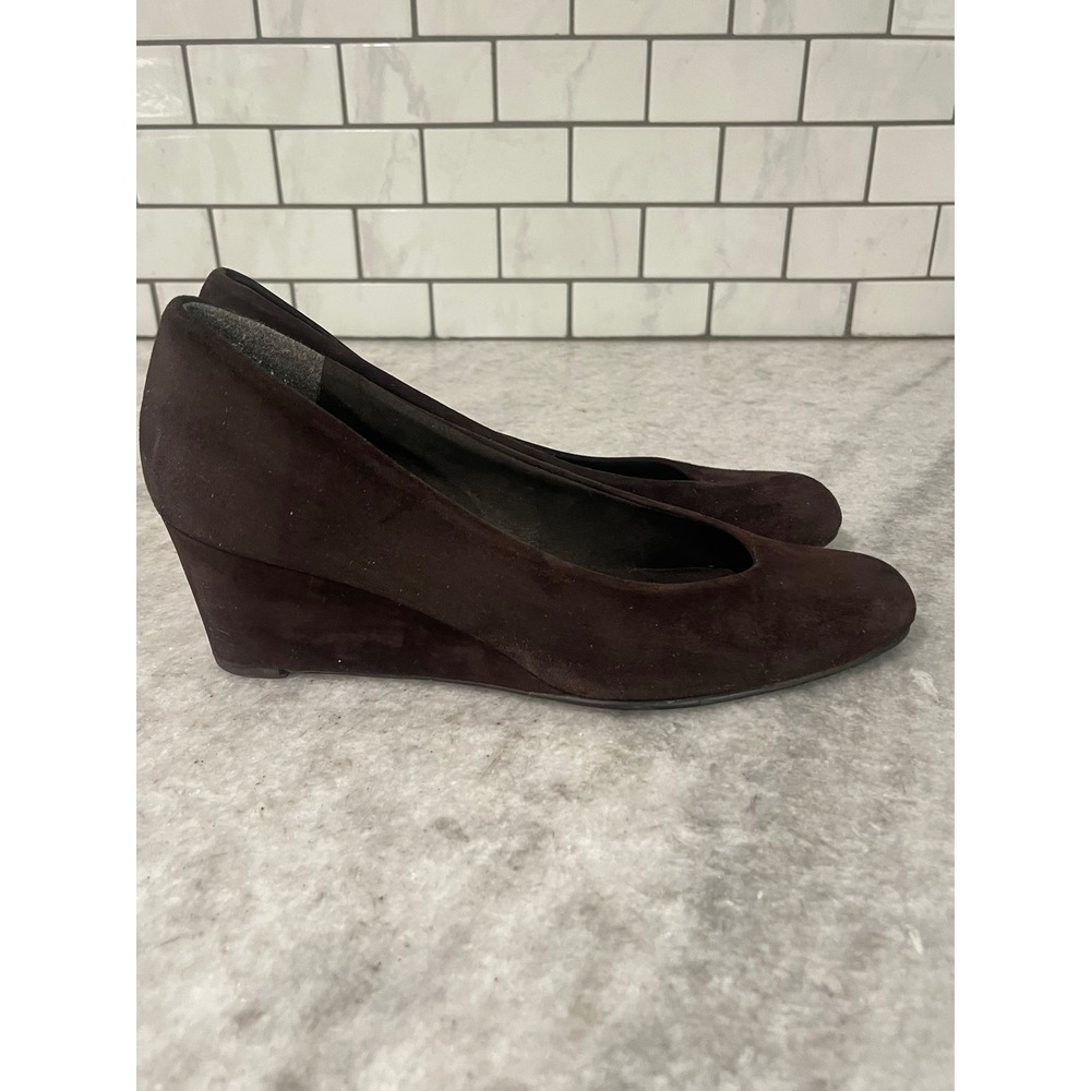 Stuart Weitzman Wedge Pump Womens 8 Narrow Brown Classic Suede Mid Heel - Picture 4 of 9
